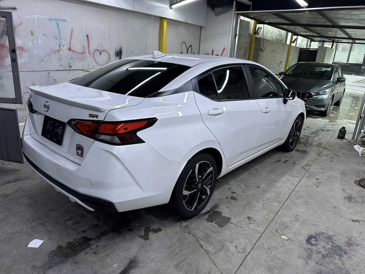 نيسان فيرسا 2024 SR بدون صبغ بدون ايرباك فول ***********/***********/ سعر 136
