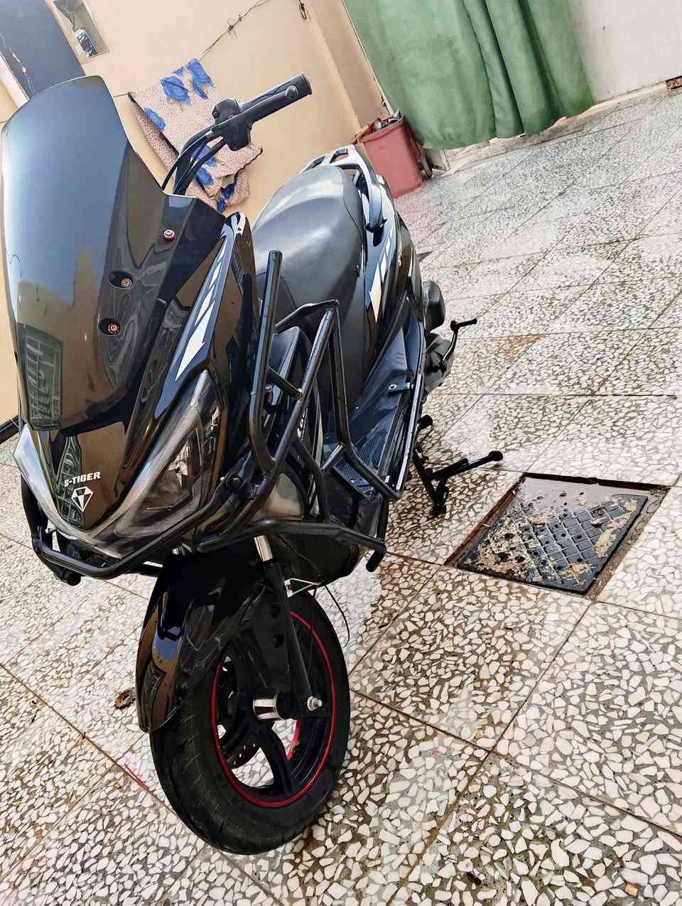 للبيع متوازي ع بيعه مديل 2024 كفاله
عامه دراجه كامله مكمله معايزه برغي 
تجي تفحص وتاخذه بلعافيه عليك ♥


**إذا كنت صاحب هذا الإعلان وتريد حذفه لأي سبب، رجاءا أرسل رسالة إلى الدعم الفني**