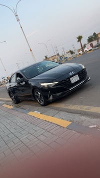 للبيع النتره هايبرد مديل ٢٠٢٢ السياره بيه بس بنيد راجع نفسه ٠٧٨٦٩٢١٢٠٢...