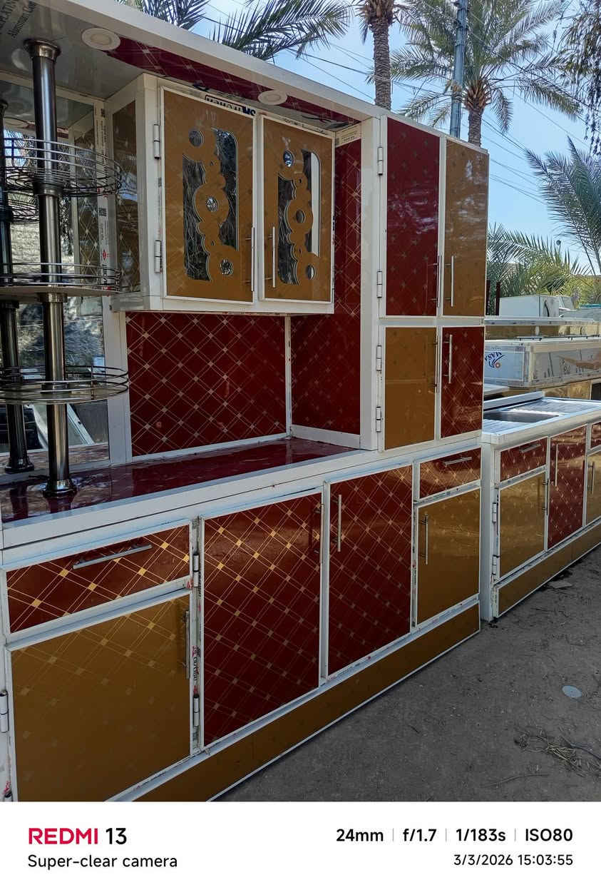 كاونتر 3 امتار ونص اخو الجديد 
سعر 300 
توجد خدمة توصل بكرو
الشراي يراسل الصفحة أو يتصل *********** أو وتساب
