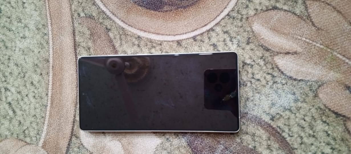 السلام عليكم
جهاز سامسونج  S25

للبيع امريكي ذاكره 256
تك خط
مكفول وتر نظيف شخط واحد مابي 

السعر 900 وبي مجال 

شراي يتفضل خاص او اتصال 

***********.واتساب 

مكان بابل حله
