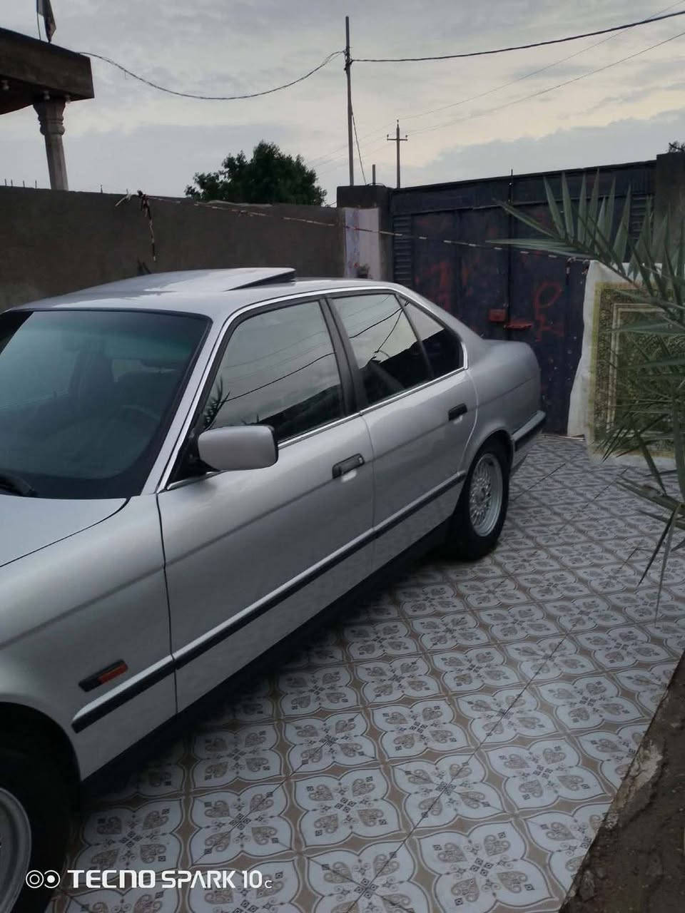 سلام عليكم شباب
اقره المنشور عدل وبخدمتك 
مكلف بل نشر مكلف بل نشر 
225 مسكر فانوس صبغ عام جماليه 
فتحه سقف كشنات كهرباء ايرباكات بجم عريض 
كلشي بيهه جديد وسياره احله من صور تخم تاير 
مكانهه بغداد البلديات سعرهه يم صاحبهه راح خلي رقمه وانتم ويا اكرر مكلف بل نشر 
***********
