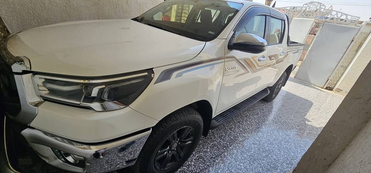 سلام عليكم للبيع  بيكم هايلوكس فور ويل موديل 2021
رقم أربيل بسم شركة هيوة احمد صار شهر من صقطت السنوية
مكفولة ما عدا البارد مأشر بالنقاط الحمر مكاني ميسان  السعر 290 وبي مجال قليل للاتصال ***********
