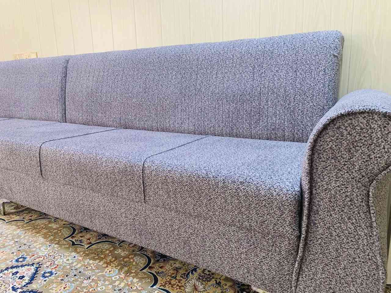 هـــــات هـــات
 ١٠ نەفەرییە نرخی ٣٣٠ هەزارە
نەخـــشی کۆمپیتەری
ڕێک بــــاریکــــەو بیوەرۆ 😁
تــــاقمێکی لـــــۆک لــــۆک لـــۆک 
دەستکــــردی عەسڵـــ عەسڵـــــی
وە بـــان خـــانیوە فڕەی بـــدە خوارۆ
پشت کۆمپیتەری  لەو رەنگە لە هەمووو کەلار ئەگەر بوو
وە بەلاش ئەدەمێ
هەر عەیبێکو  وە بەلاش بیوە
٧٥٠ هەزاری پێدراوە
نرخی یستای  ٣٣٠ هەزارە
یسفەنجی ١٠ سانتیمی عەسل عەسلی
وە زەمان ئەدەمێ
***********
