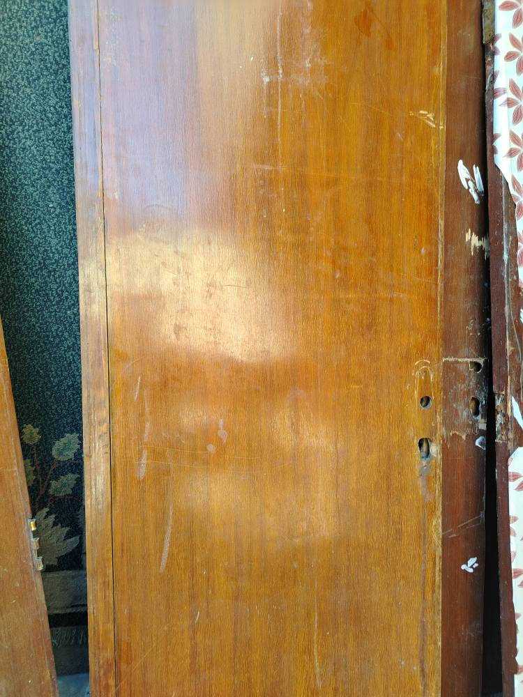 ألسلام عليكم
بوب صاج للبيع درَجة أولى الباب الواحد سعرة ٥٠ الف بيهن مجال بسيط للاتصال ع هذا الهاتف

***********
