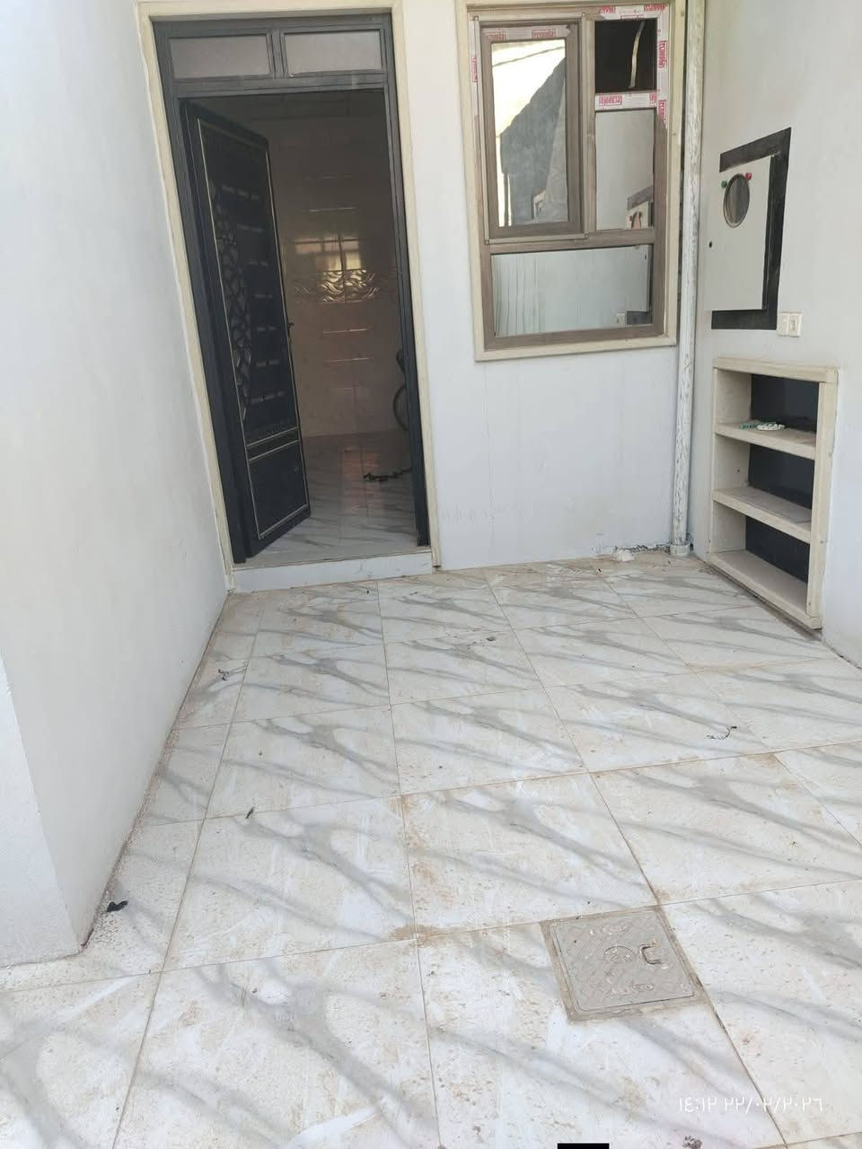 #عروض_مكتب_عـطـاء_الموصل
دار للبيع

حي السماح الثانية 

قرب مدرسه صناع الحياة 

المساحة 100م واجهة 10م 

ط1)) غرفة نوم واستقبال وصاله ومطبخ وصحيات 

الطابق الثاني 3 غرف نوم وصاله وصحيات 

سند طابو الزهور 

خدمات كامله ماء كهرباء تبليط 

‏‪0776 517 8266‬‏

***********

***********
