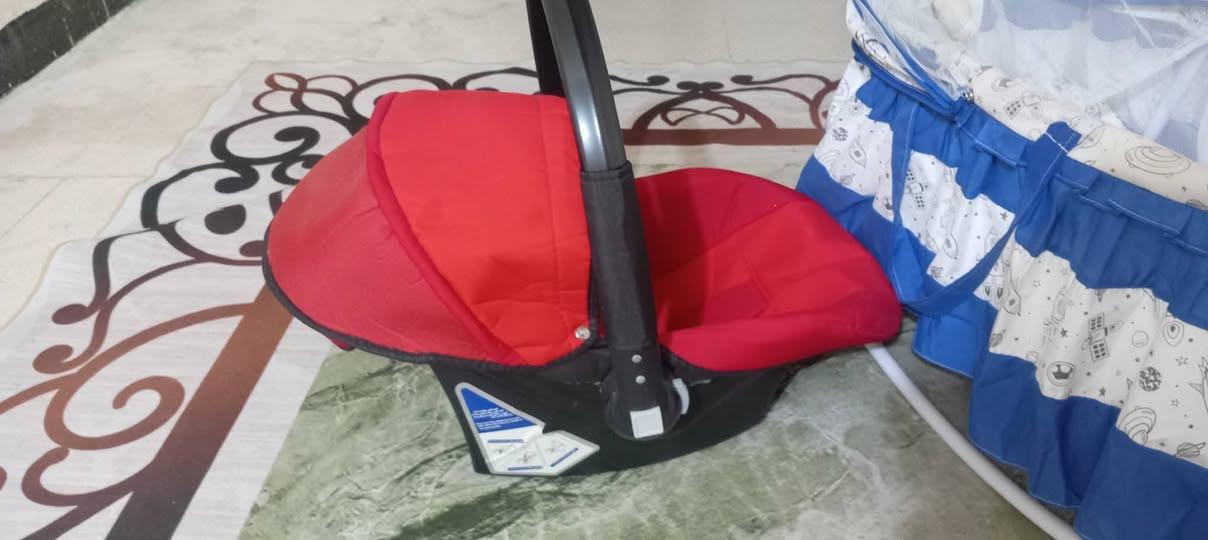 من بعد رخصة الادمن سرير طفل مستعمل قليل وكرسي هزاز جديد ممستخدم للبيع اثنينهن


**إذا كنت صاحب هذا الإعلان وتريد حذفه لأي سبب، رجاءا أرسل رسالة إلى الدعم الفني**