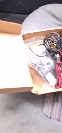 اسف بلمقطع ذكرت كايل بدي اج ال هيه مالت الامزون السعر ١٠ ويوجد توصيل ٥...