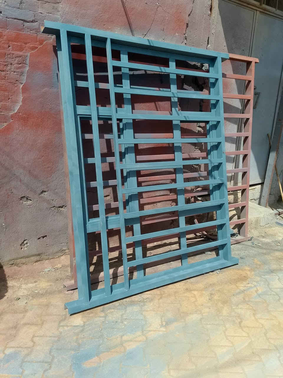 كافه عمال الحداده ابو هديل
***********
