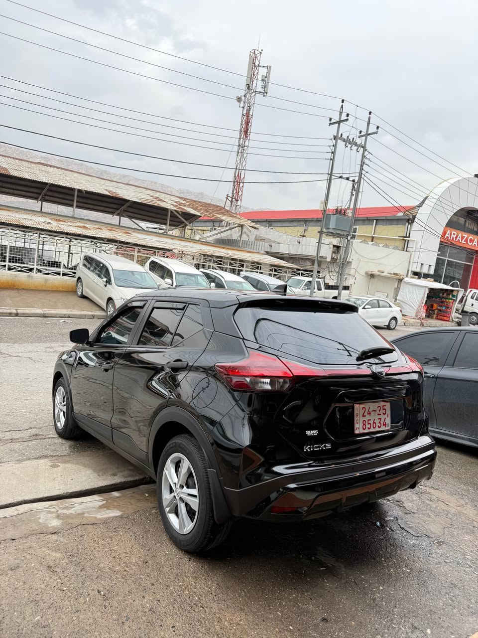 Kicks 2024
كلين بدون صبخ موديل 2024
بدون تبديل حتى دعاميات مابية صبخ
ماشية 3 الف كير محرك كل شي بشرط
السعر 133 ورقة 
السيارة كاتي 3 شهر مدة ترقيم 
***********☎️ دهوك, العراق
