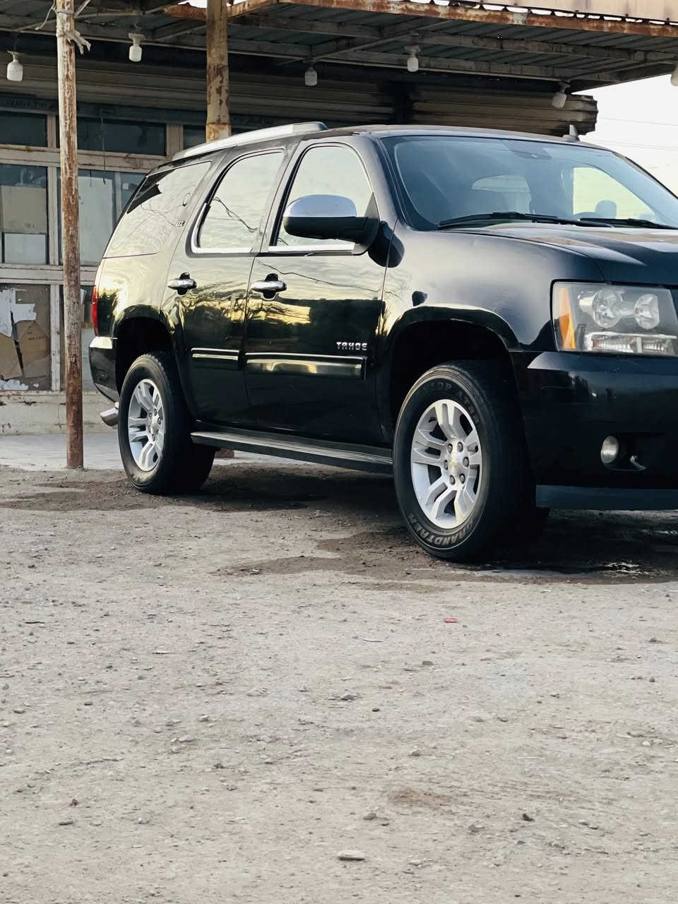 العبده للبيع
تاهو 2012 LTZ
رقم بغداد 
كفاله ماعده هلال الجاملغ الخلفي 
باسمي مداور ثاني يوم 
مكان ناصريه 

فول مواصفات 

تحكم ستيرن 
مري كهربائي قلاب 
كشنات تدفاء 
تبريد ثلج خير من الله 
اشاره ترحيب
تخم ويل حديث
كشنات كهربائي 
شاشه خلفيه 
7 راكب 
دفع خلفي + 4×4
لايت زنون عالي ناصي
كهربائيات كامله كله شغاله
تخم تاير جديد 
حداديه من طول للطول كله جديد 
مكينه+ كير كفاله ترايك وين متريد
غير متواجد على الفيس 
هاتف ***********
