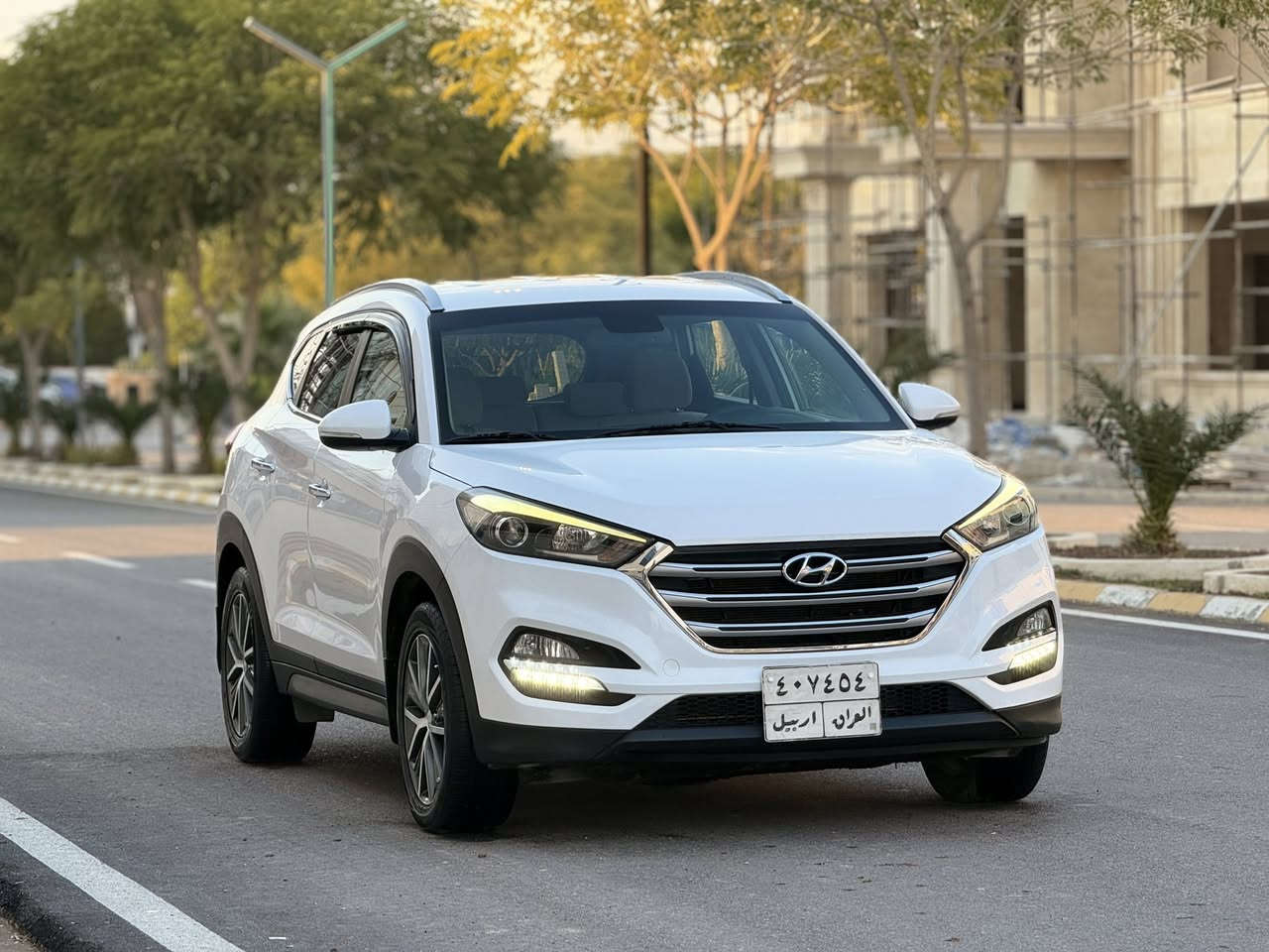 سلام عليكم      
TUCSON 
الون:WHITE
موديل: 2017
المحرك: 2000
الموصفات 
نضام   ECO
كشنات مخمل                             
حساس خلفي
تحكمات استيرن
كاميرا خلفية دوار
اشاره ب مري جانبي
خليجي بدون صبغ
بدون تبديل كفالة 
كير مكينه كفالة 
صور سونار ب منشور   
سعره 177 بيه مجال
📍مكانه ديالى خانقين 
رقم اربيل شرط تحويل 
للاستفسار***********
