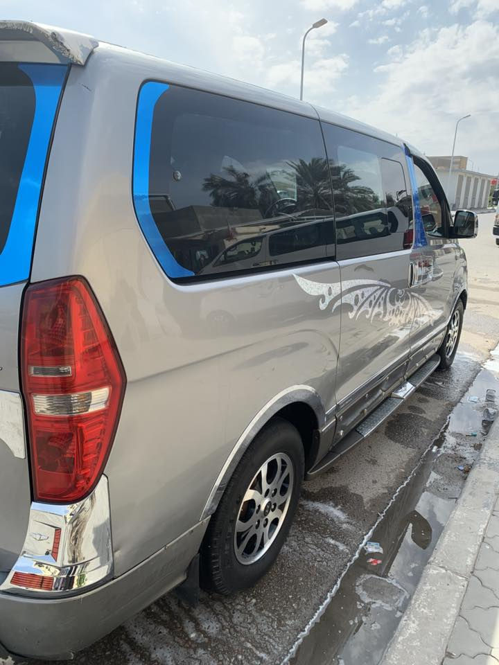 السلام عليكم ستاركس للبيع موديل 15 بيه تلث قطع بيبان سلايت والباب سايق  الباقي مكفول عامه مكينه مجول  الرقم بصره مكانها البصره الزبير ***********
