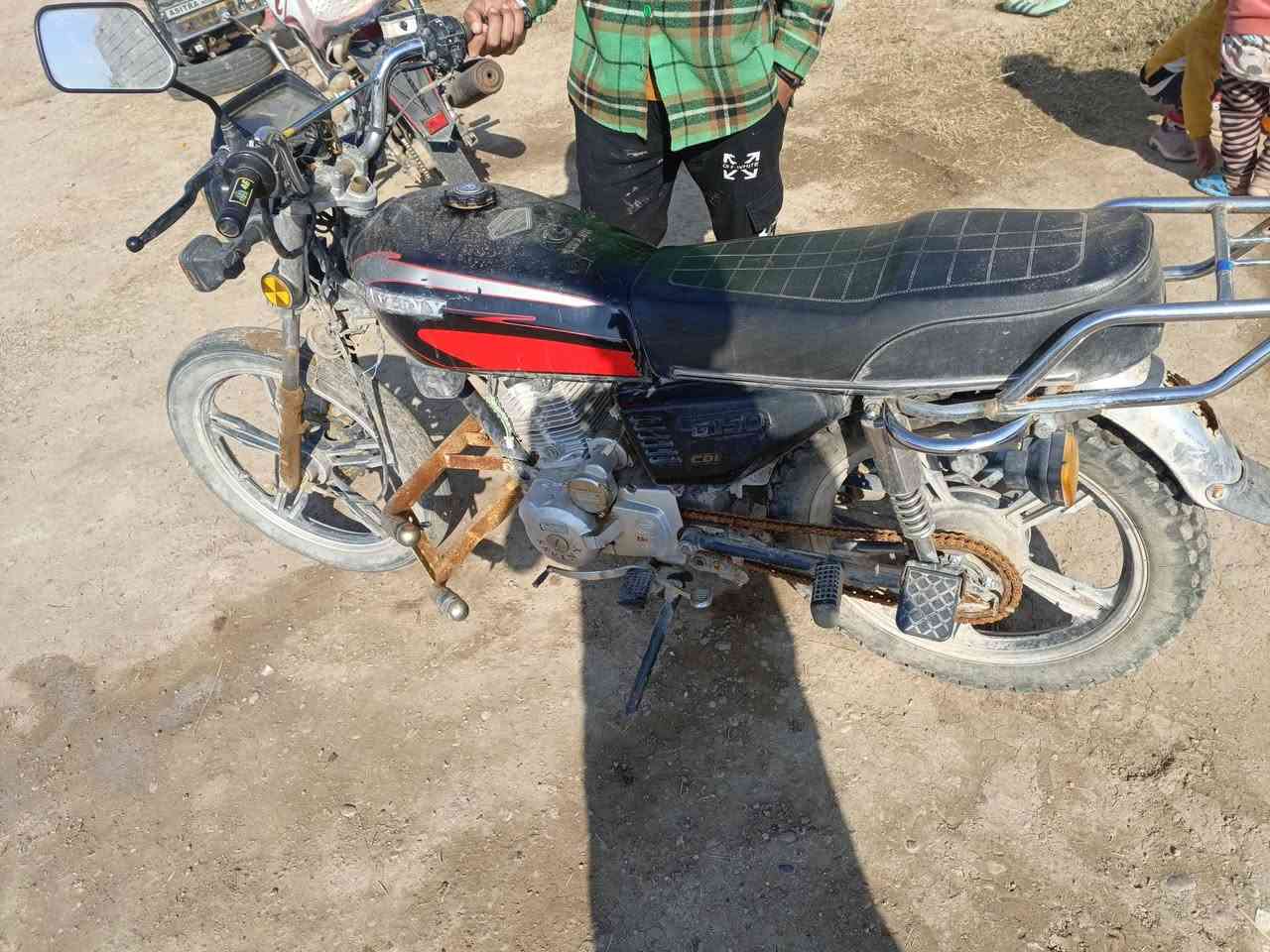 دراجه للبيع ***********
