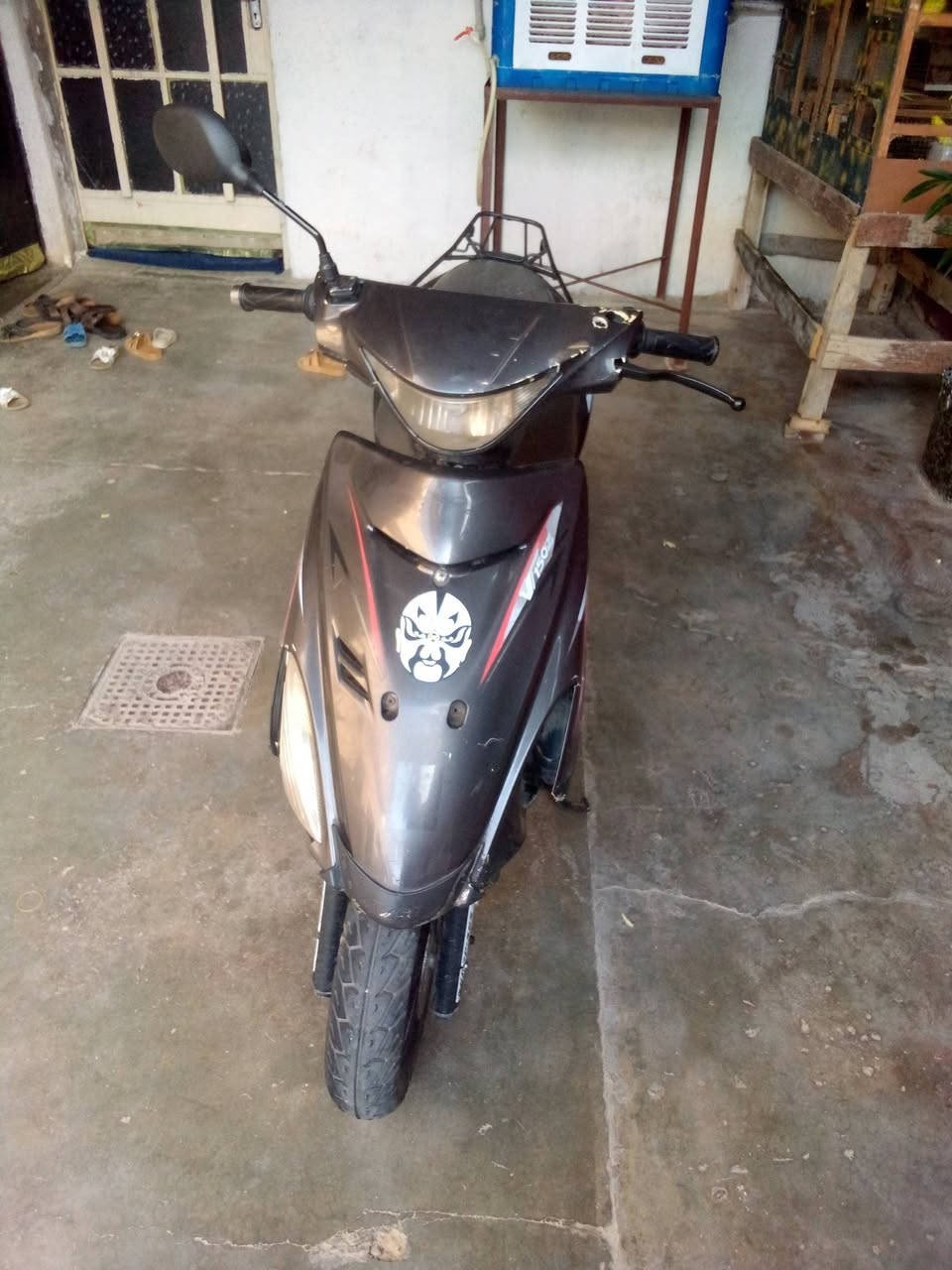 ماطور للبيع كابريتر جديده وباتري جديد محرك مفتوح شرط كهربائيات شغاله ونكره سلف وشرط الشاصي سعره160 رقم ***********
