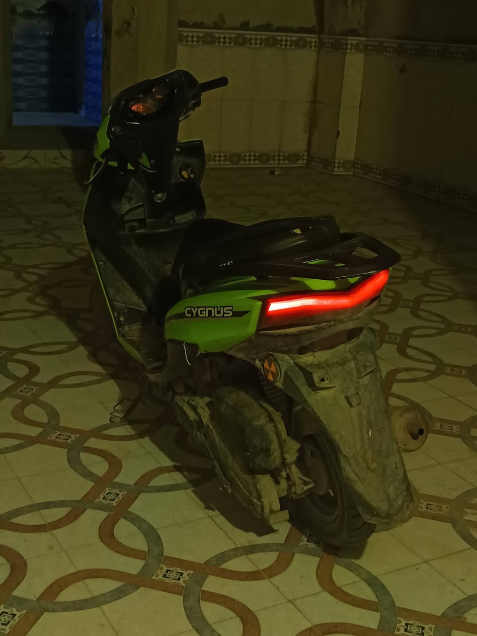 سلام عليكم دراجه البيع بكاني بصره ابو الخصيب دراجه مفتوحه مبدل بيه ولفات الدراجه ناعمه سعر350وبيه مجال الشرايه ولطيبين رقمي7773495122


**إذا كنت صاحب هذا الإعلان وتريد حذفه لأي سبب، رجاءا أرسل رسالة إلى الدعم الفني**