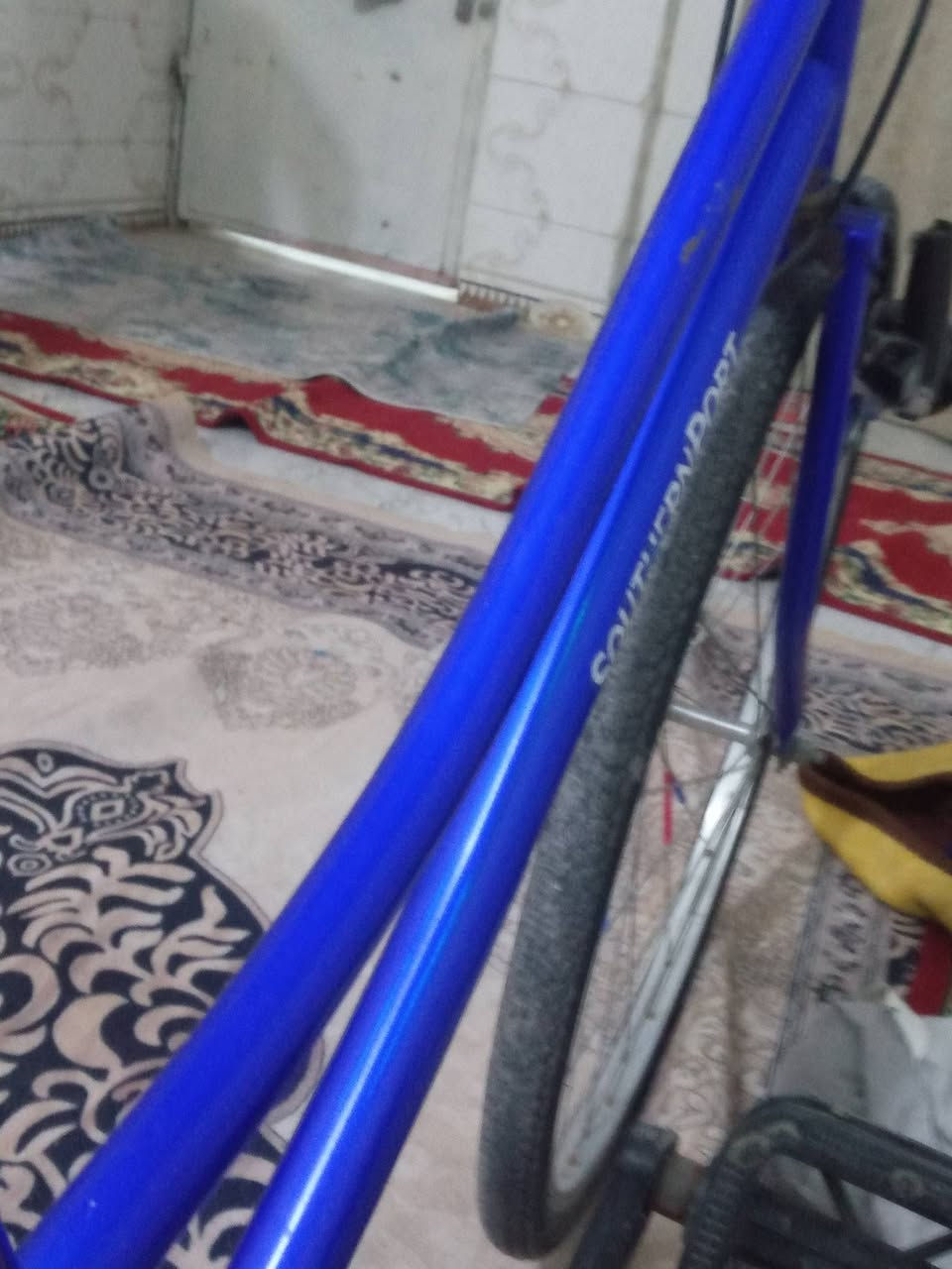 بايسكل بنات للبيع حجم 26 موديل 18 بايسكل نظافته 100% المكان بدامون ***********
