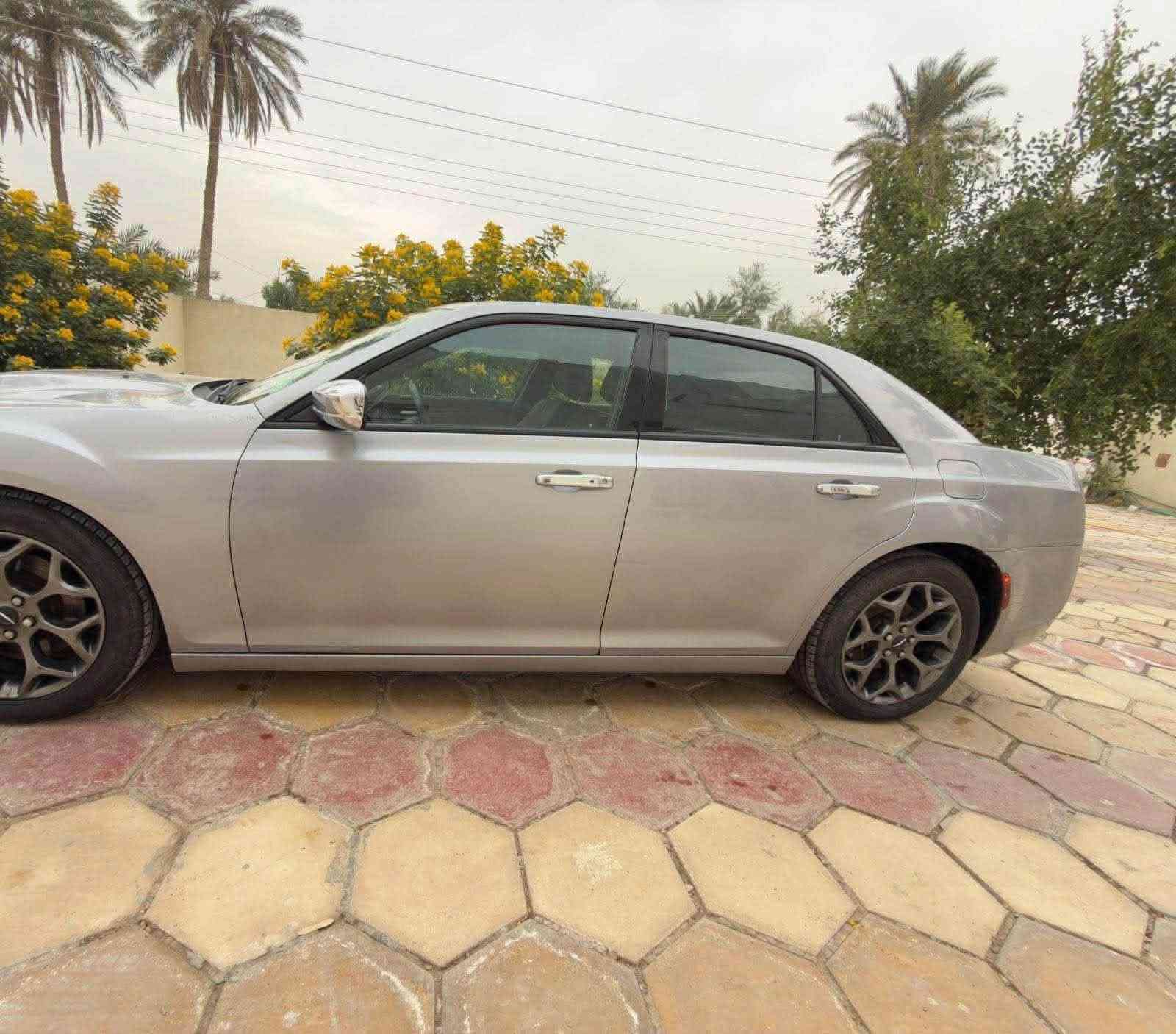 السلام عليكم 
كرايسلر C300 اوباما 
2017 أصل ماشيه ١٤٠ الف كم رقم بغداد الدولي بأسمي شرط التحويل هزه جديده V6/3600
فور ويل
وارد امريكي 
ضربته دعاميه وجاملغ جهه السايق ماواصل للشاصي
محدثه بنيد ودعاميه ٢١

السياره جاهزه من كل نقص 
حداديه تخم تاير تدفئه تبريد كله جاهز
المواصفات/
كير ماوس 8 نمر
تشغيل عن بعد
كشنات تدفئه 
كشنات كهرباء جلد اسود
لايت زينون عدسه
شاشه كبيره تدعم كاربلي
بصمه تشغيل وأبواب
خزن ميموري
كامرا خلفيه
ستيرن كهرباء
تبريد قطعتين
تحكم ستيرن جهتين مع مثبت سرعه
ويل18 بلادي
باقي المواصفات معروفه
السياره جاهزه ومال جناي 
سعرها 170$ بيها مجال بعد المعاينه النجف, العراق


**إذا كنت صاحب هذا الإعلان وتريد حذفه لأي سبب، رجاءا أرسل رسالة إلى الدعم الفني**