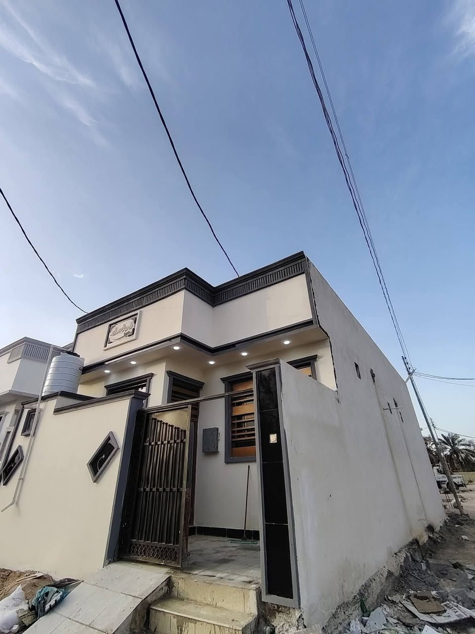 ياالله اسعد الله اوقاتكم بكل خير احبتي
يتوفر دار سكن طابو صرف زراعي عراقي سند 25 وكالة ونسخه من الطابو ومكاتبه
#العنوانالبصره ابي الخصيب العوجه قرب مستشفى الصيني يبعد عن شارع السايدين 300 
#يتكون من #غرفتين منام #وديوان #وصاله #ومطبخ وصحيات داخليه وخارجيه وكراج
#المساحه ١٢٠ متر #ركن عله شارعين ١٠ متر
#السعر المطلوب ٦٧ مليون قابل للتفاوض
#للأستفسارأتصال ***********
نستقبل جميع العروض العقاريه
