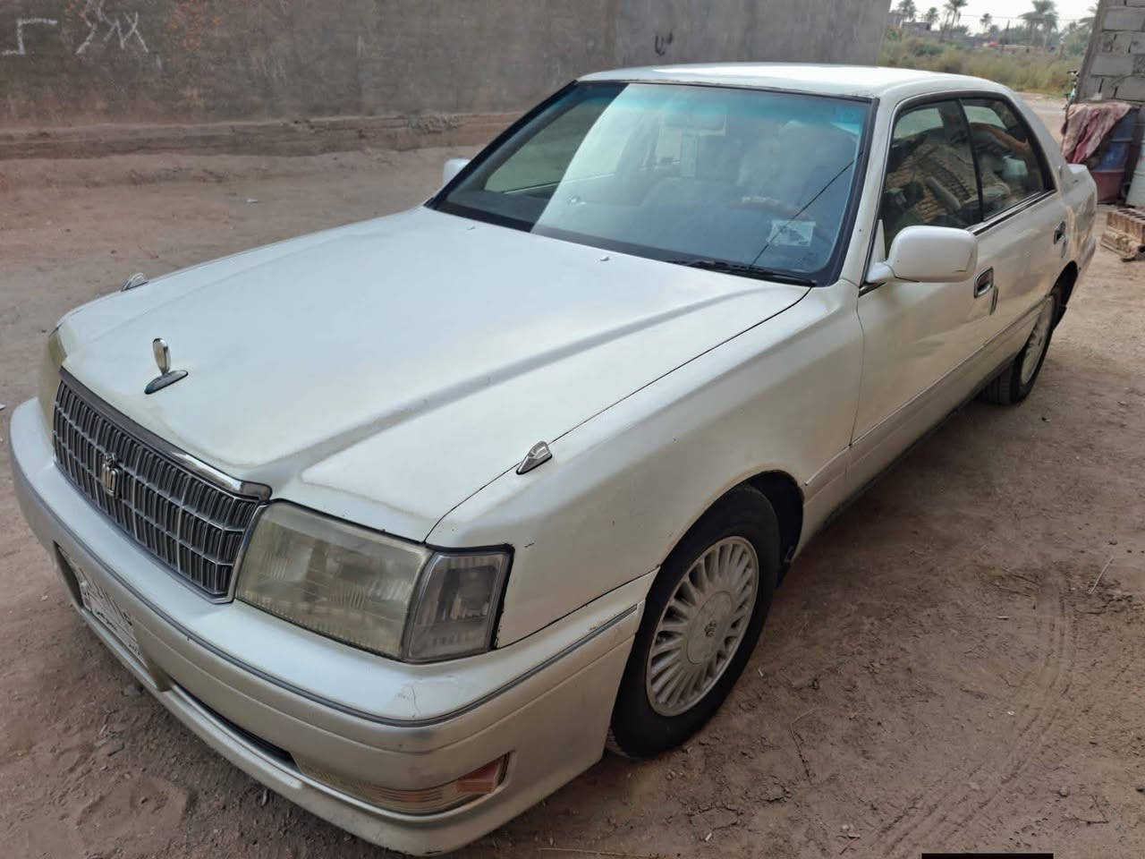 السلام عليكم سياره راس الثور مكفوله من الضربه والكاص  موديل 96 فول مواصفات ما عدا الفتحه تبريد ويا السويج ما ناقصها اي شيء سنويه 28 السعر 100 بيها مجال المكان كربلاء طويريج للاتصال ***********
