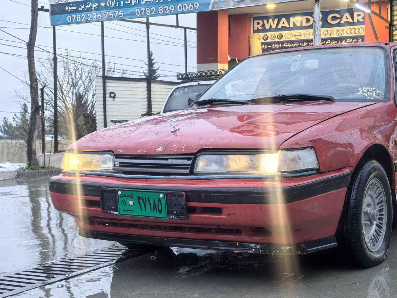 مازدا 626 مۆدیل 1991  هەشت و بەخ گێڕ و  مەکینە بە شەرت سەنەوی و وەکالە تووند و بەندە تایەی نوێ 19و معاملە
ژمارەی موبایل *********** سوران, أربيل
