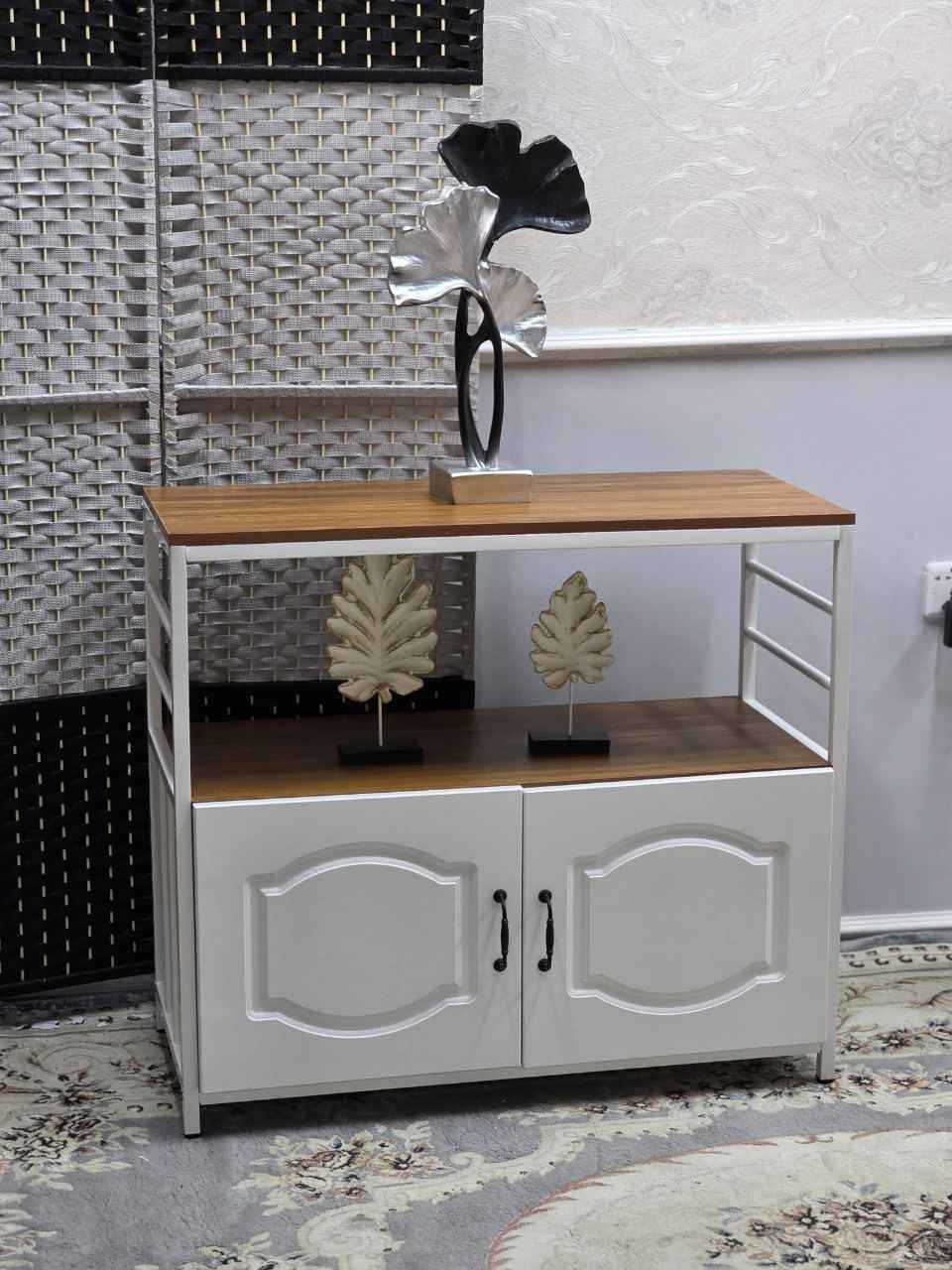 يمشي وياك بكل مكان 🔥
📏 القياسات:
▪️ العرض: ٩٠ سم
▪️ الارتفاع: ٧٠ سم
▪️ العمق: ٤٠ سم
✔️ ديكور يخدمك يومياً
💰 السعر:  85 الف بغداد, العراق


**إذا كنت صاحب هذا الإعلان وتريد حذفه لأي سبب، رجاءا أرسل رسالة إلى الدعم الفني**