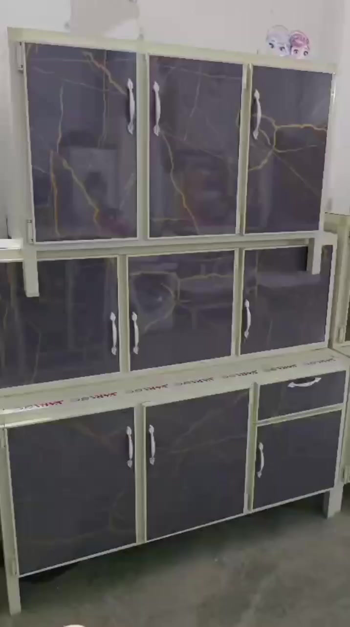 مزاد حسن جلولاء انسب الاسعار 
السلام عليكم مزاد حسن الحمدلله تم وصول وجبه جديده كونترات جميع القيسات شرط (سعر جمله ) الموقع مدخل دور الضباط مجاور شيرزاد المضمد اسعار مناسبه جدا جدا جدا اتصل ع الرقم ***********
