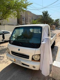 ‏سلام عليكم كيا حمل للبيع موديل 2004 صبغ فقط جمالية ما بها ضربة كل خيس...