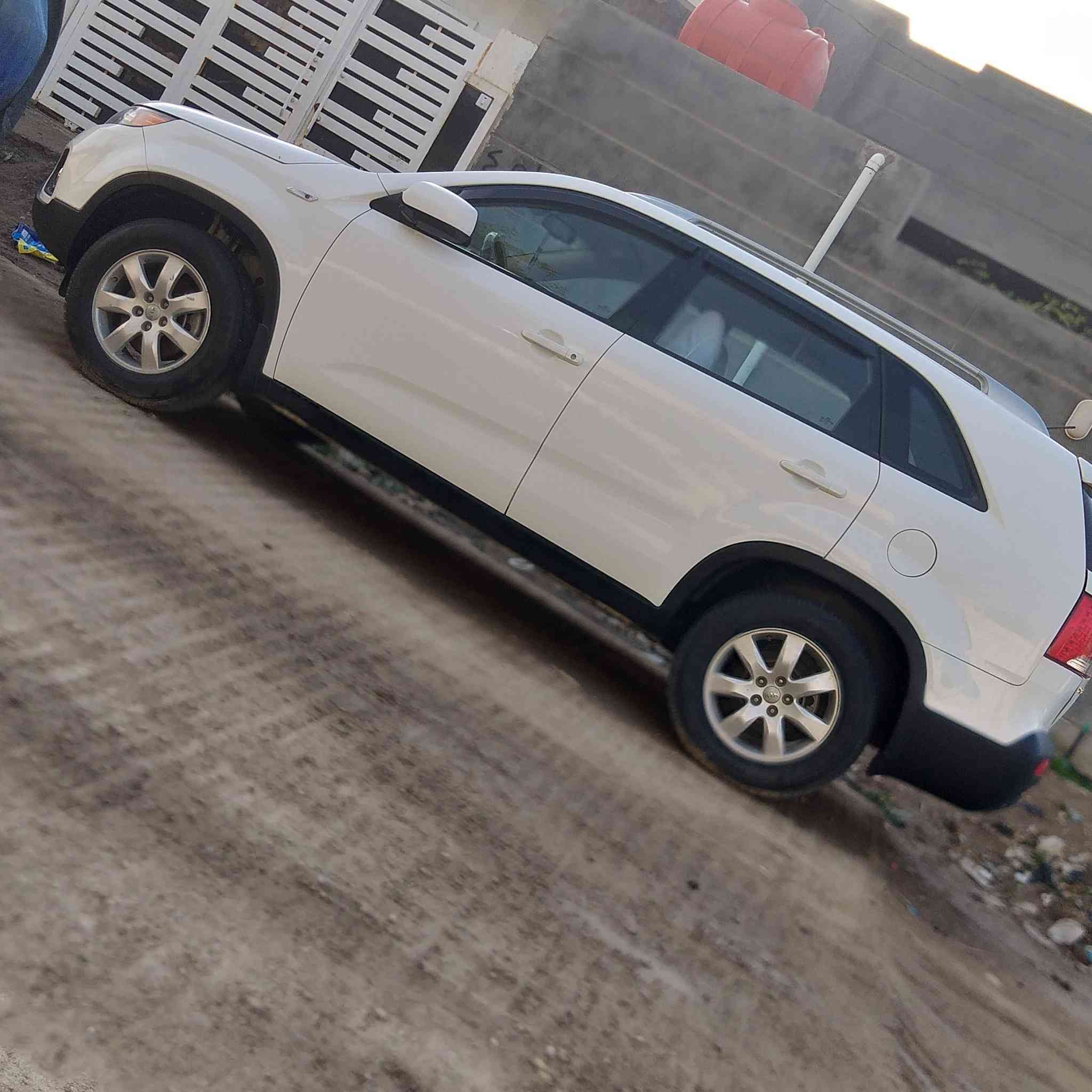 بسم الله الرحمن الرحيم
اللهم صل وسلم على نبينا محمد وعلى آله وصحبه وسلم
سورنتو خليجي ٢٠١٢ البيع
رقم سليمانية 

سنوية مجددة لل ٢٩ تريد تحويل تريد وكالة فول مواصفات كير مكينة ٢٤٠٠ بلادي مامفتوح على وضع الشركة دوش ٧ راكب  تخم تاير باتري جديد غرفه كلش حلوه 

السعر 148$وبيه مجال واسط الصويره للتفاصيل أكثر 

اتصل ***********
*********** الصويرة, واسط
