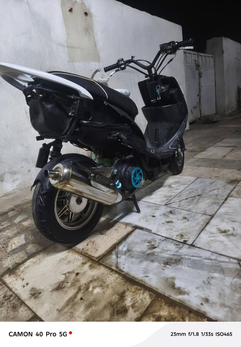 سلام عليكم دراجه ماكس عدله بوشه 55 بيه شلعه مال اربع ولفات معدل 110 مكاني بغداد البياع تقاطع درويش سعر 500 رقم لهاتف ***********
