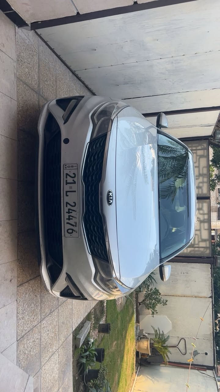 السلام عليكم ..
للبيع كيا اوبتما ٢٠١٩ امريكي مكفولة( كلين) بدون حادث ولا ايرباك حتى الدعاميات بدون صبغ
سيارة جديدة جداً بدون اي نقص 
رقم سليمانية الجديد 
المواصفات :-
١- شاشة كبيرة 
٢- رادارات جانبي وامامي 
٣- فول تحكم ستيرن 
٤- كامرة + حساسات
٦- محرك ٢٤٠٠ مكفول
٧-ويل ١٨ + تخم تاير جديد 
وباقي المواصفات المعروفة للاوبتما 
ملاحظة ( بارد مكانين بسيطات جداً ) 
عنواني بغداد حي العدل 
السعر 143
***********
