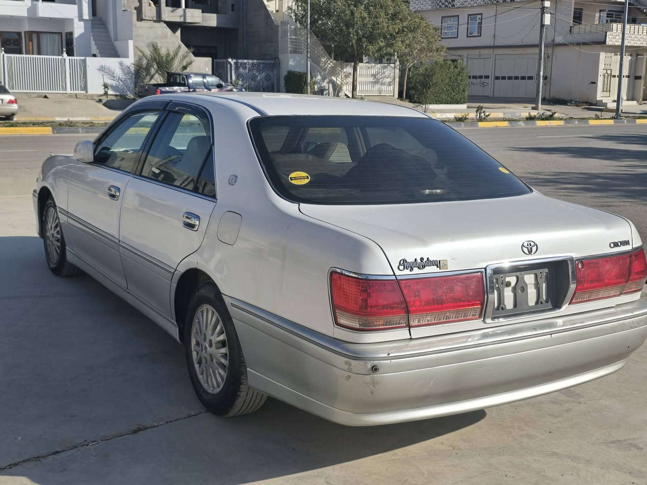 مةليكة مووس 
2002
1دووگمة 
دوا كريستال 
دةشبوول نةجةف 
ديفؤري بجووك 171
تةبريت ساردووگةرم بةسراوة 
بئ مةسرف 
1بارجة بؤياخي ئةوروو با 
سعري 47مةجاليكي كةم 
شوين كةلار 
***********
