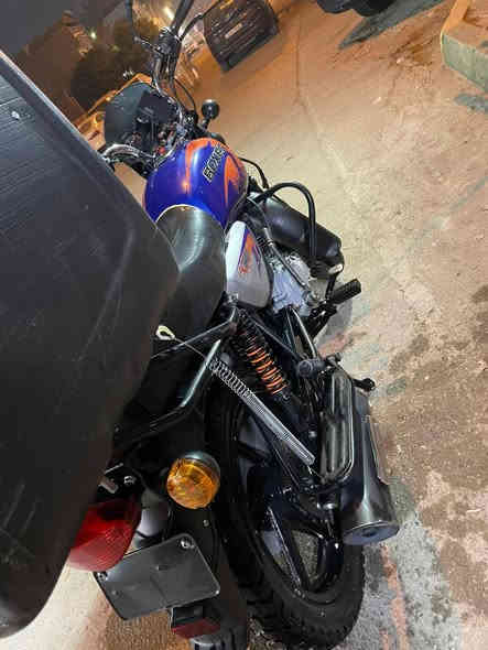 بوكسر للبيع موديل 2023مرقم رقم انكليزي وبااسمي تحويل ثاني يوم الدراجه كامله من كل النواحي علئ ؤظع الشركه بس بدايه تبخير وبيها صوت بلنمره الثالثه فقط فقط
عنواني بغداد الاعضمية السعر مليونين و٥٠٠ وبيها مجال بسيط حك الجية للاستفسار الاتصال على الرقم
***********
