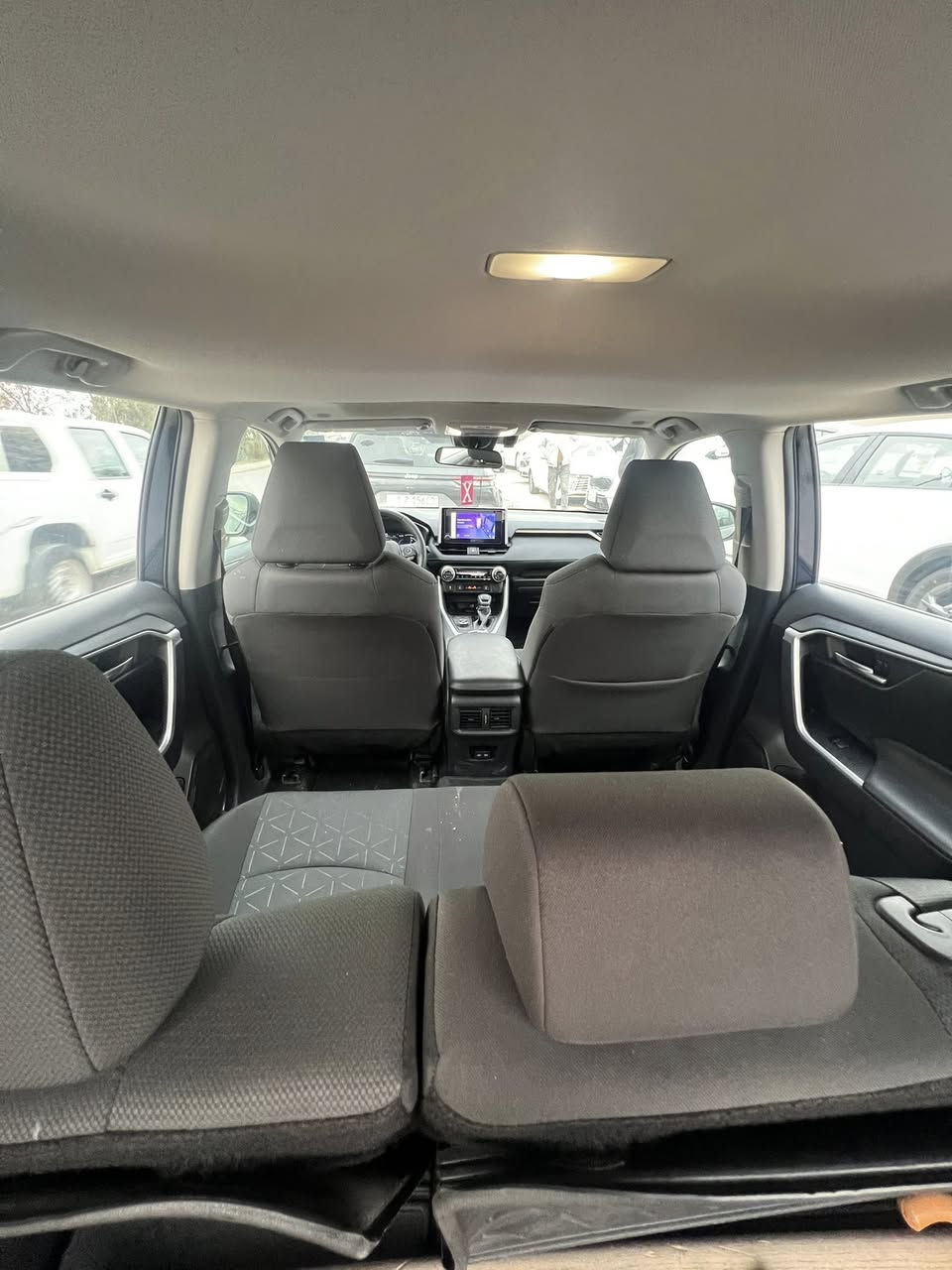 راف فور 2024 بغداد xLE   للبيع فول ضرر شباك الأمامي فقط الإتصال   ***********
