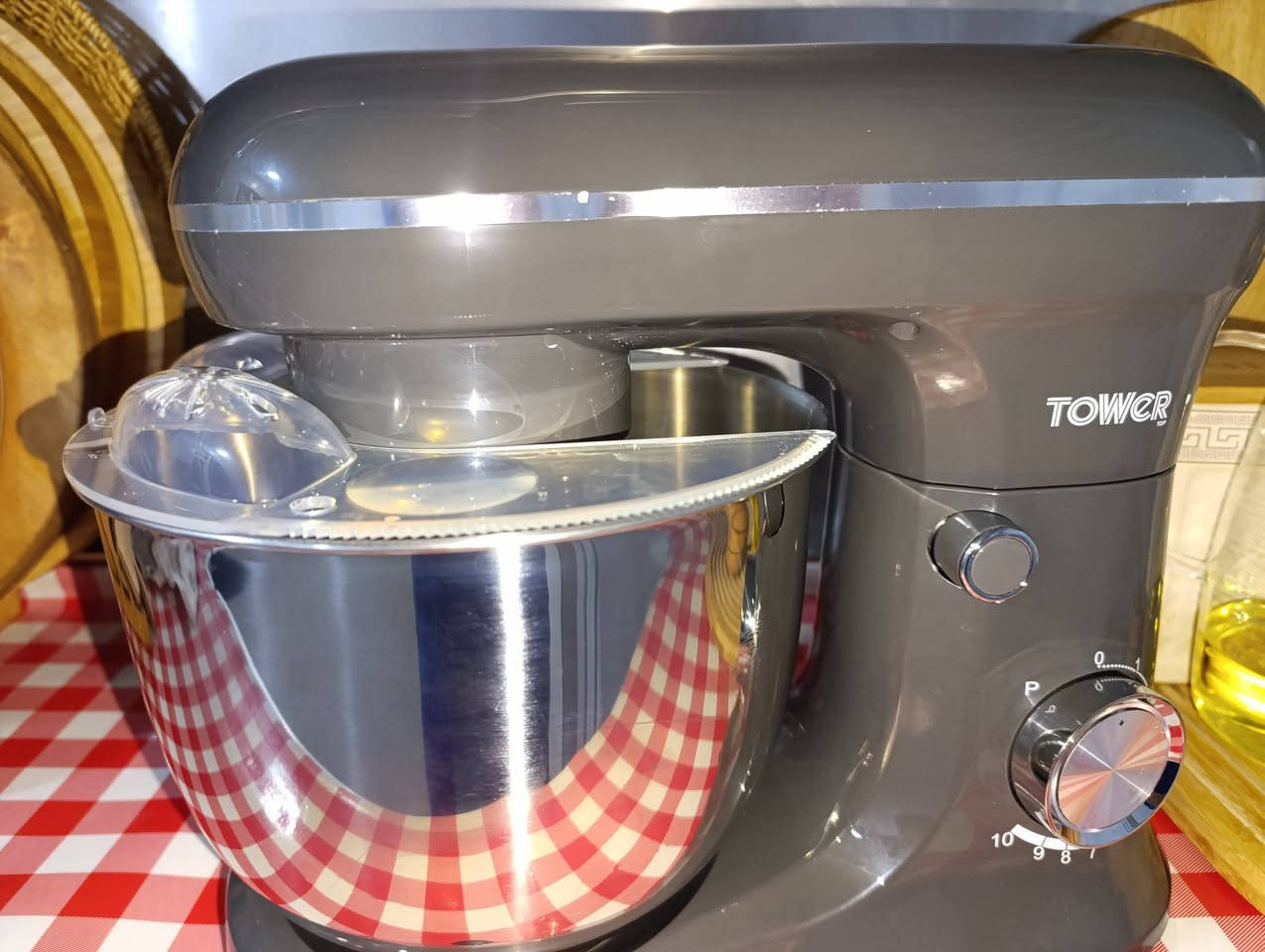 سلاو ئه م عه جانه بو فروشتن سێ ڕۆژە کریومه ایفروشم ٦لیتریه بویه ئه ی فرۆشم بو من بجوکه ١٢٠هه زارم پێداوە به که متر ئه یفرۆشم کی ویستی مه سج بکات


**إذا كنت صاحب هذا الإعلان وتريد حذفه لأي سبب، رجاءا أرسل رسالة إلى الدعم الفني**