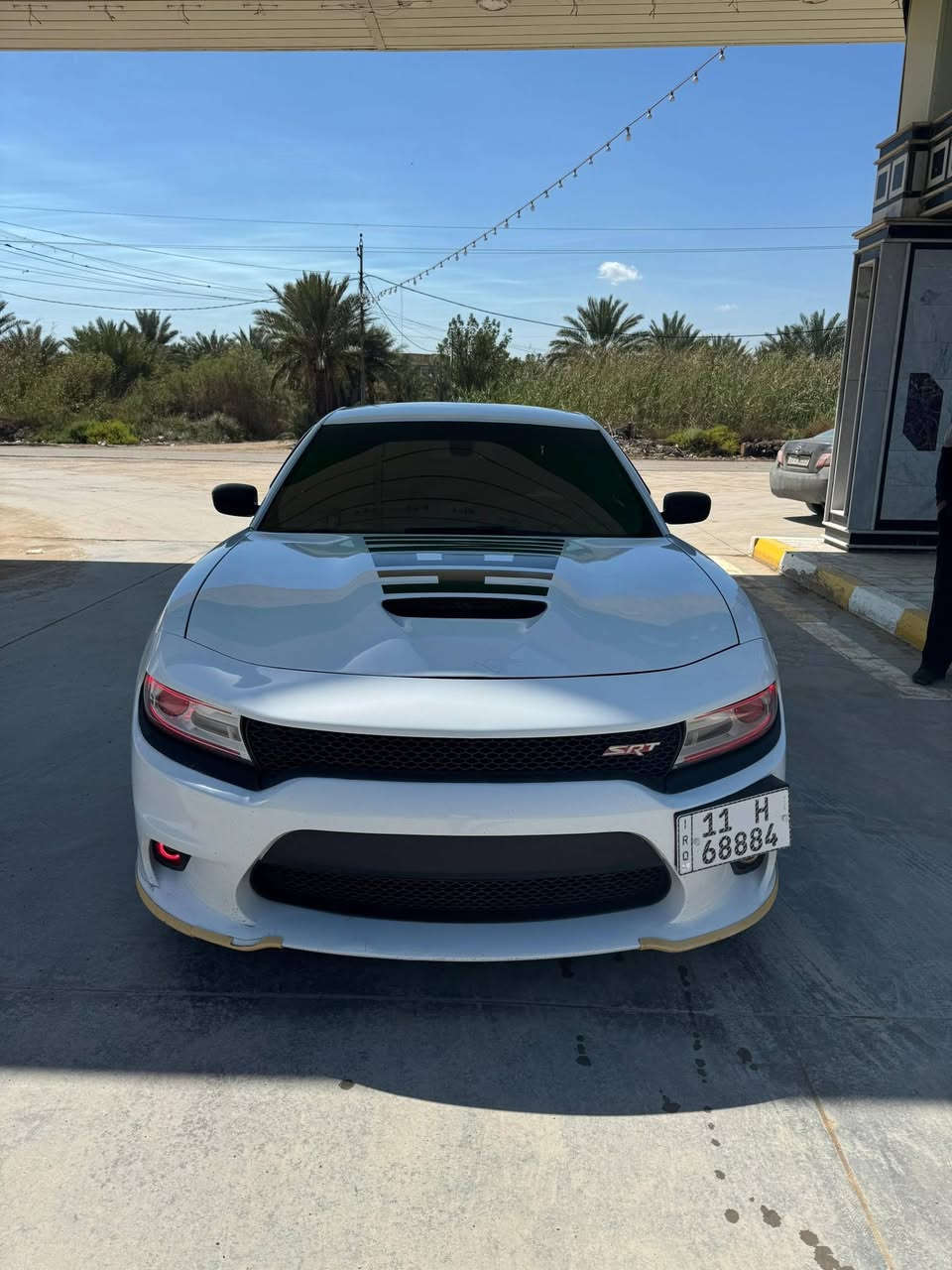 السلام عليكم جارجر ٢٠١٧ 5.7V فووول مواصفات حادثها سرقه كفالة كير مكينة  صدر تخم تاير  شرط مكينة مامفتوحه السيارة ليبل واحد والسيارة على حالة الشركة وترايك وين ماتريد حتى ايرباكاتها سليمة لان سرقة مو حادث السونار موجود بالصور للاستفسار ***********
