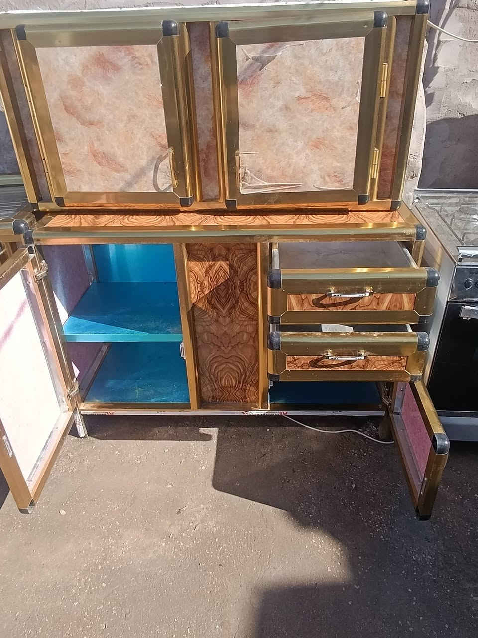 كاونتر ٣قطع نضيف حيل ١٥٠
غساله نضيفه وشغاله٦٠
طباخ ستخدام قليل ١٠٠
براد٥٠
ثلاجه٧٥الف
مكاني كربلاء حي سلام  ***********
