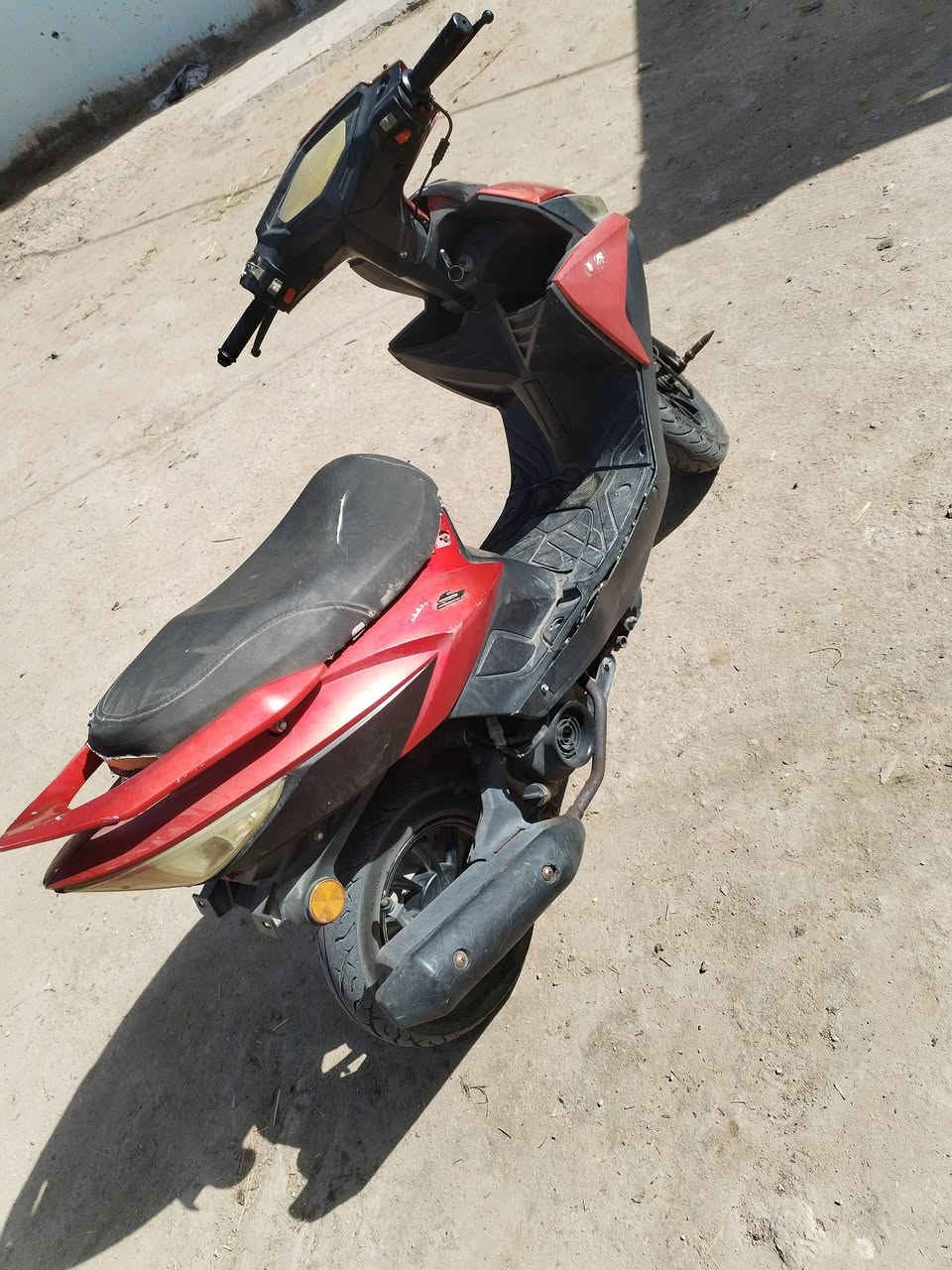 سلام عليكم ماكس مضلع للبيع مديل 2021. شغاله. سلف هندر.. المكان نجف قضاء المشخاب. سعره 250 وبيه مجال قليل. هذا رقمي ***********. قفله 200. نهايه
