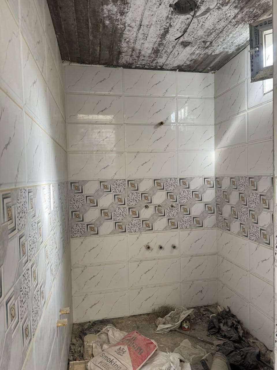 هيكل للبيع مساحه100 متر زراعي لامانه طابو زراعي طابق واحد تصال ***********
