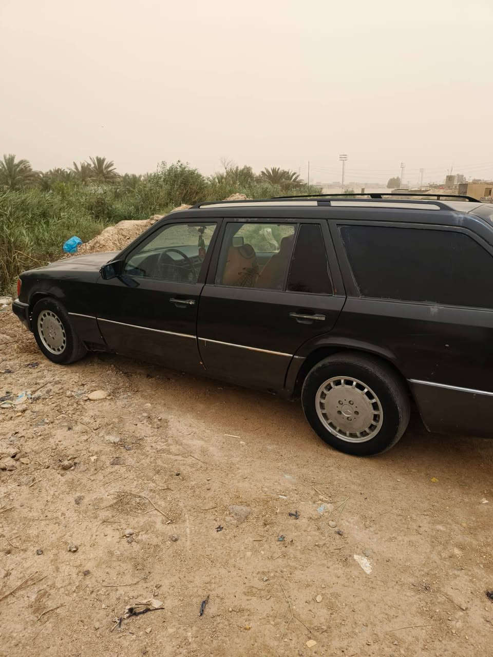 مكلف بل نشر اخواني هاذ رقم راعيه واتصل مارسدس دب ستيشن 
جاهزه ونضيفه كل نقص مابيه رقم ذي قار بسم راعيه سعره 35 وشاري يتصل‏‪***********‬‏
