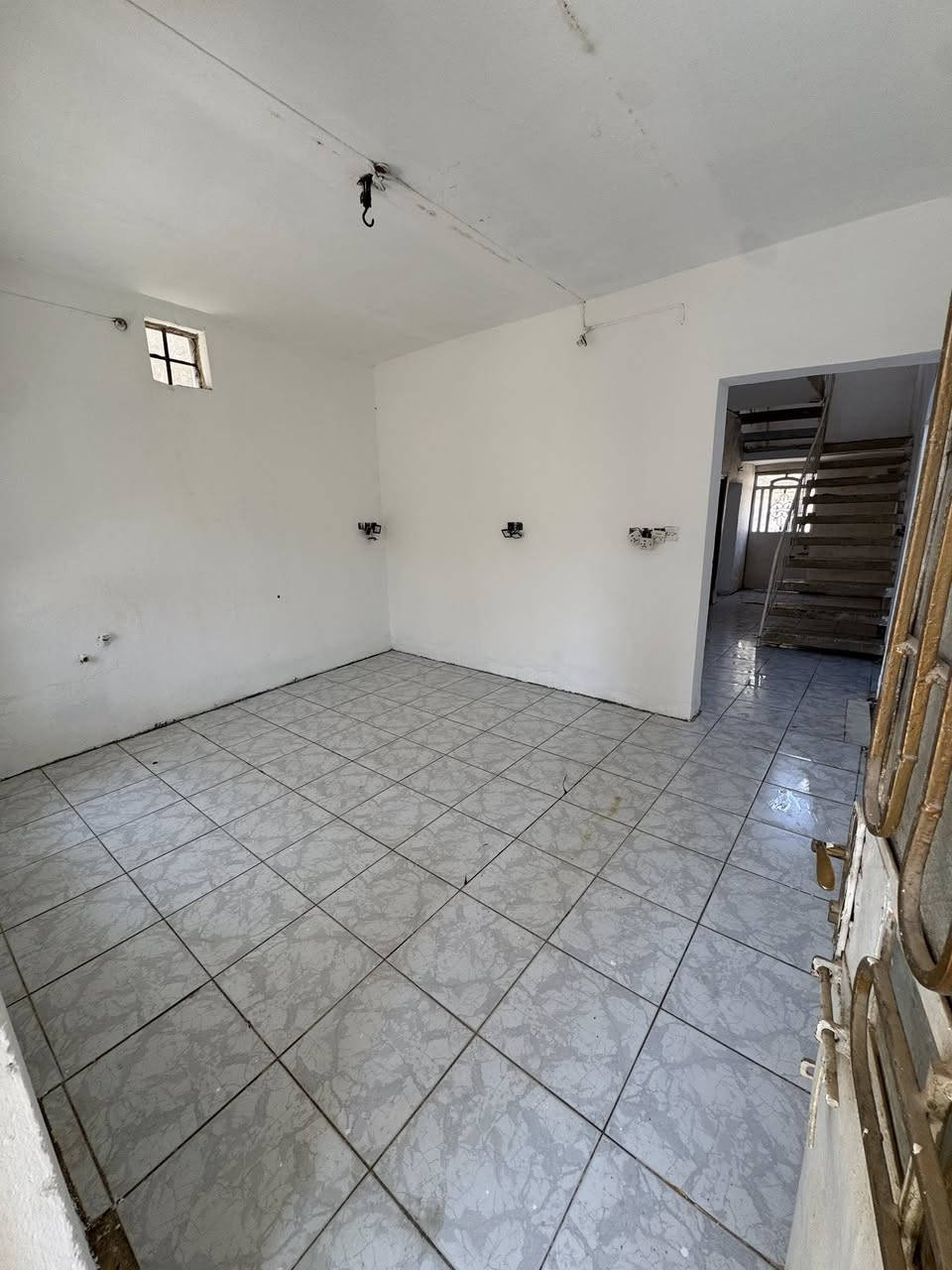 🏡 بيت زراعي للبيع – ملك صرف - سند 25

📍 الموقع: البكرلي الاولى - شارع 20 

📐 المساحة: 200 متر

🏠 المواصفات:

• غرفتين نوم

•  صالة

• مطبخ

• مجمع صحيات 

• حديقة + كراج سياره 

• أبواب خشب

خدمات ماء وكهرباء ومجاري وإنترنت ضوئي 
📞 للاستفسار: اتصال + واتساب 

*********** 
***********
