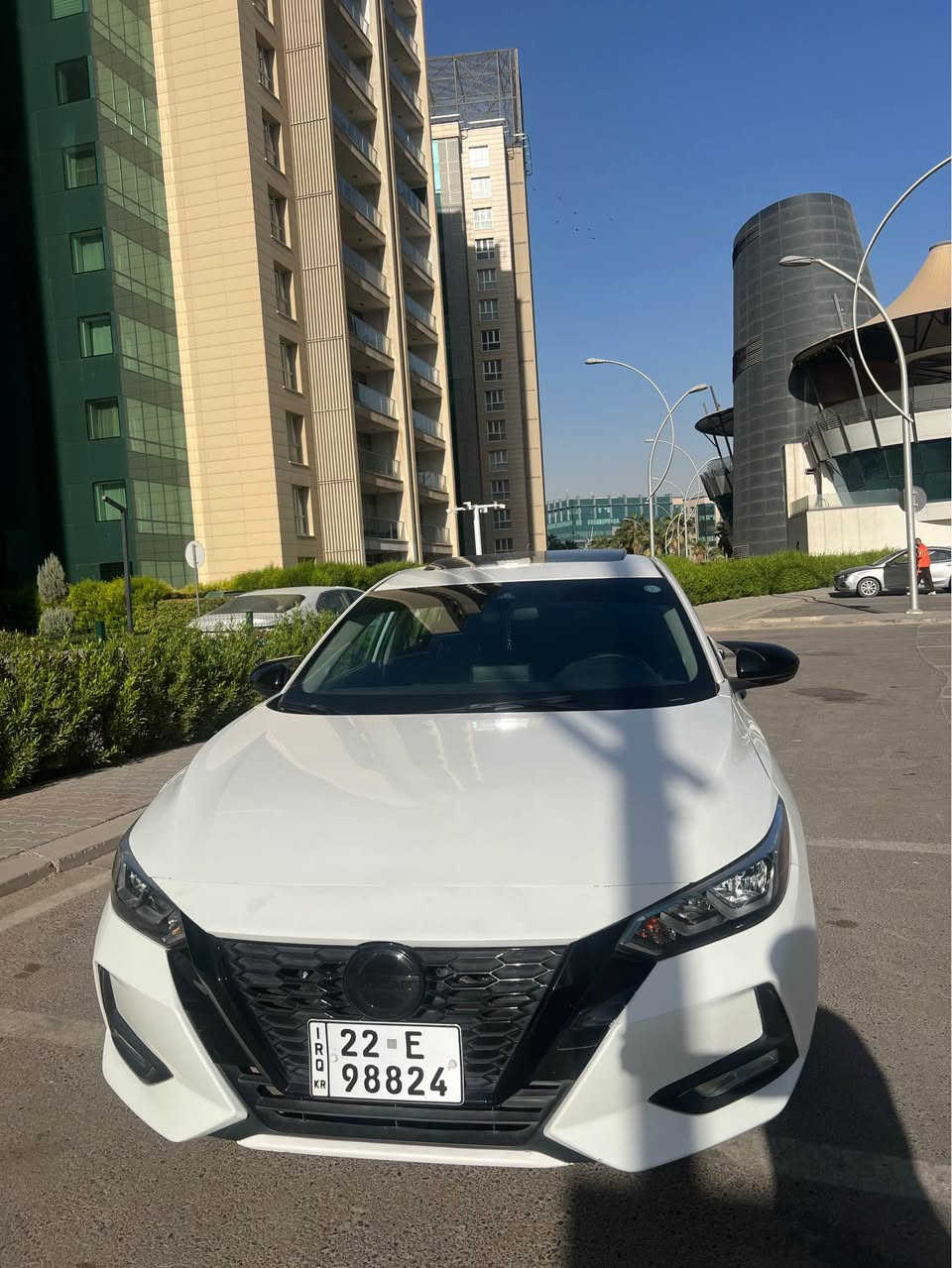 سێنترا مۆدیل ٢٠٢٢ svسلایت ١ پارچەی سبوغە بەس بۆنیت بێ ژۆرێ سەیارەکە زۆر پاک ماوەتەوە کامل سێرڤسی لۆ کرایە ٤ تایەی نوێی لۆ بەسترایە ٨٢هەزار کیلۆ مەتر رۆشتووە نرخی ١٥٢وەرەقە و کەمەک مەجال 
*********** أربيل, العراق
