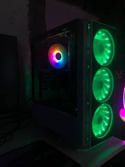 حاسبة العاب ومونتاج وهندسة
i5-8500
AG400 cpu fan RGB
h310mk gigabyte 
16 ram 3200 G.skill RGB
Rx 580 8gb
512 m.2 
500w psu
Case white


**إذا كنت صاحب هذا الإعلان وتريد حذفه لأي سبب، رجاءا أرسل رسالة إلى الدعم الفني**