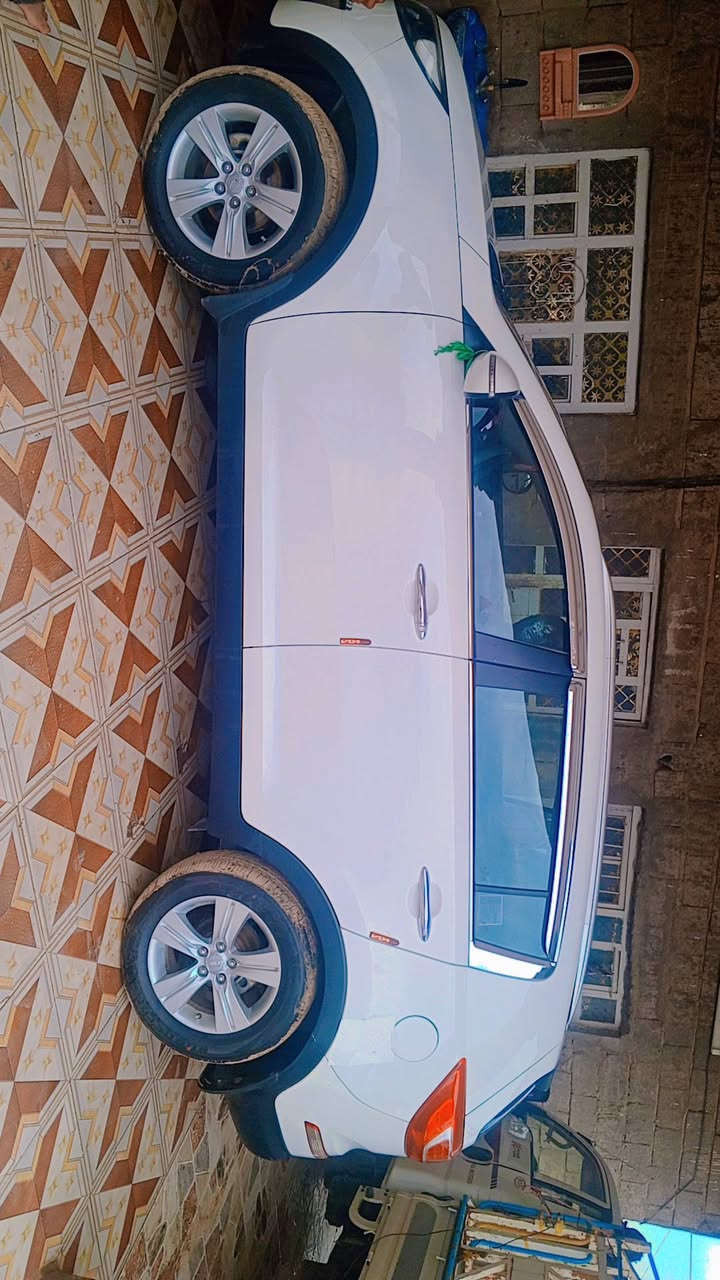 السلام عليكم السياره بانوراما سبورتج كفاله عامه اي نقصنا بها بارد ماكو واللي يريد يدقم***********
