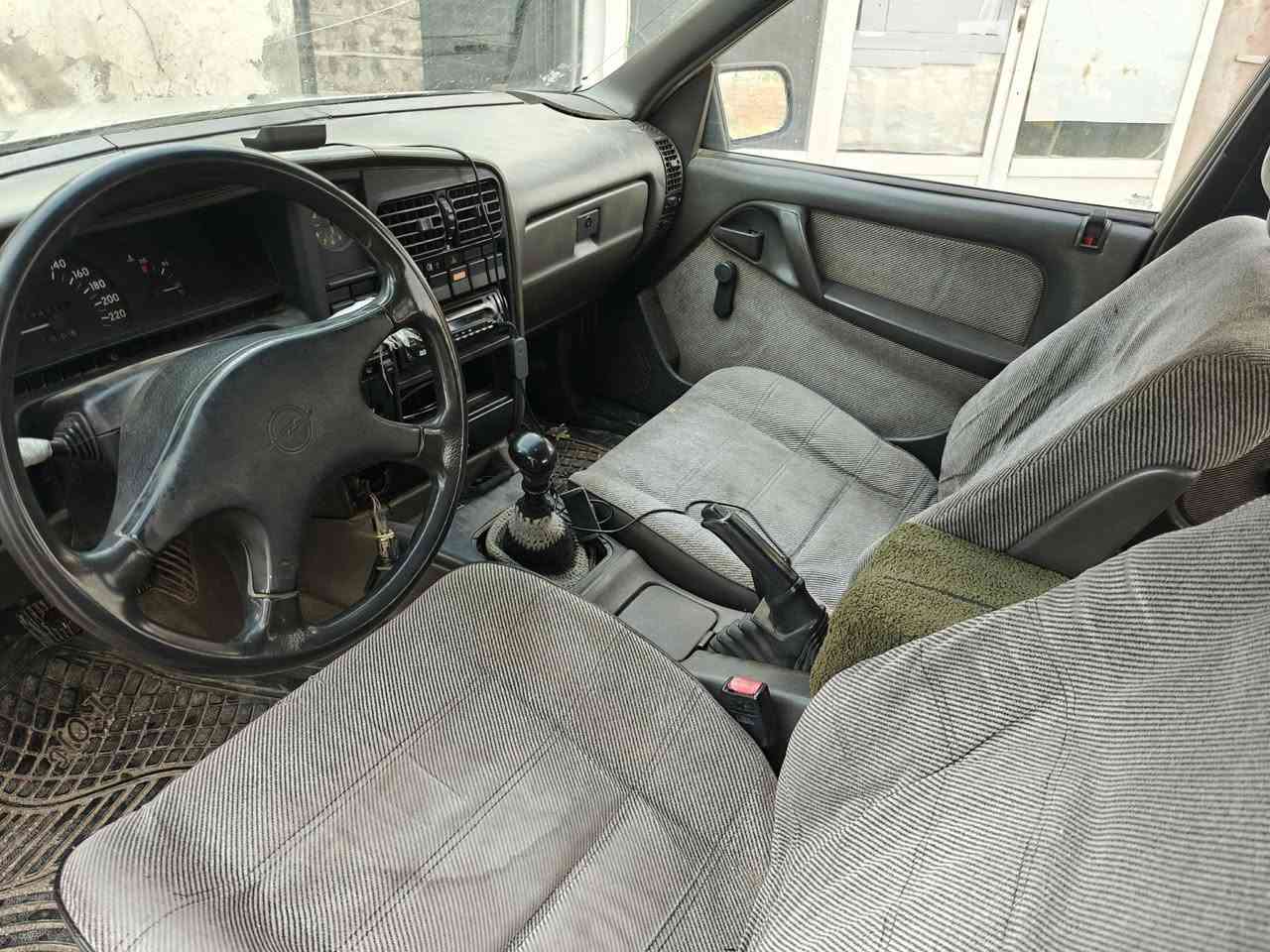 امويگا موديل 90 محرك 20 سنه وي لحد 2030 جديد شرط ته حويل بدون ضربه سعر 37مجال
***********
