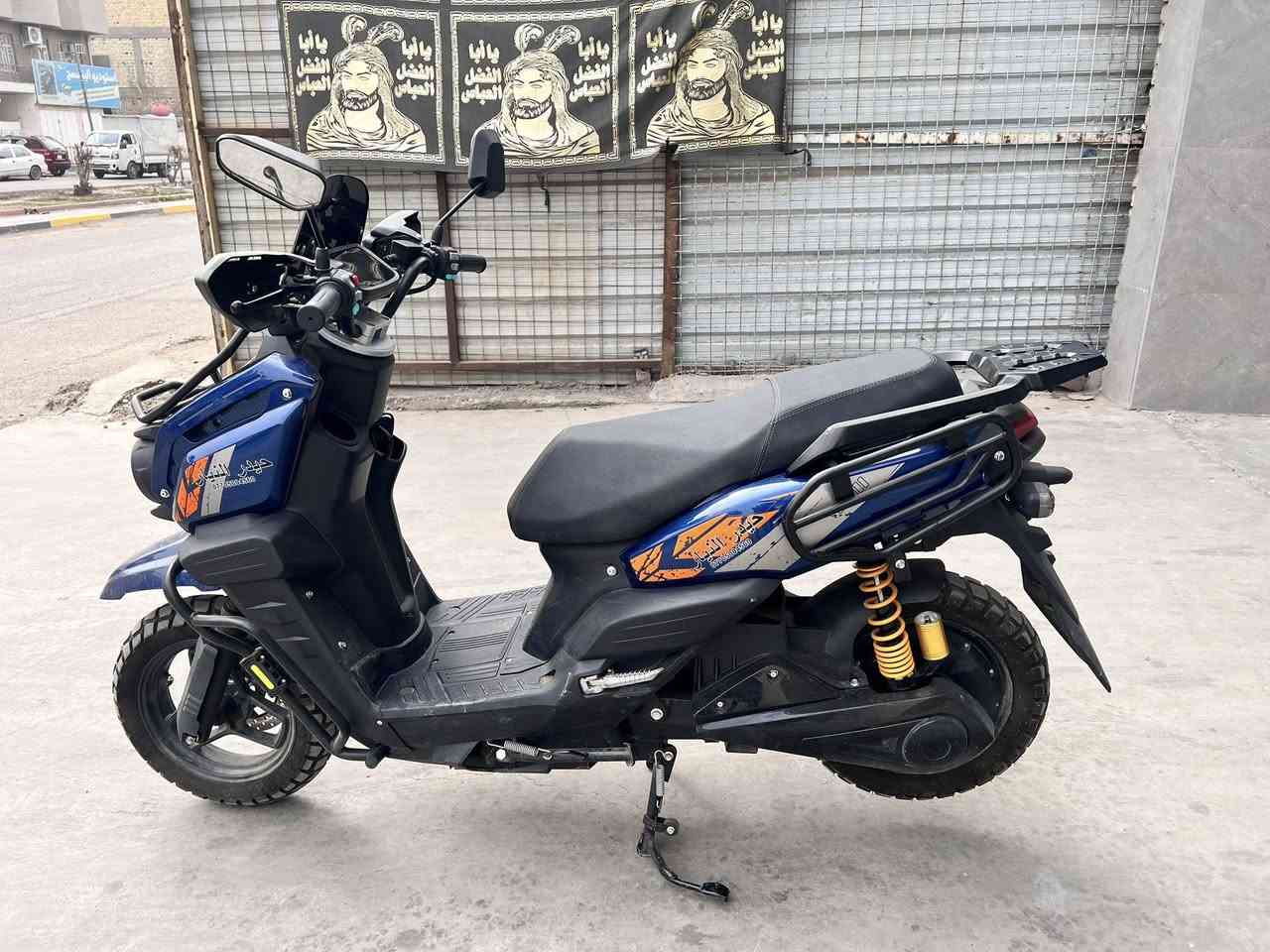 السلام عليكم 
دراجة شحن اباتشي 2025 للبيع 
مواصفات الدراجة 
6 بطاريات مسطرة 
بريكات ABS
تمشي 60 الى 70 km 
بلوتوث
اربع سرع حقيقي 
دبل اشارة + عالي ناصي رماش 
نضام بك 
السعر مليون و100 وبيهة مجال 
المكان بغداد مدينة الصدر 
للاستفسار ***********
