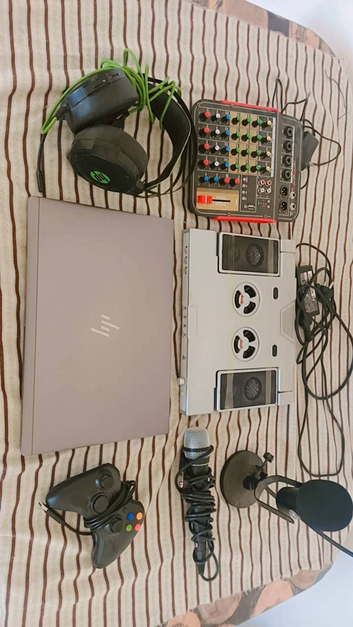 لابتوب hp شاشه لمس واضائه كيبورد, النضافه 100% وبطاريه 100% مناسب للالعاب والبرامج القويه
المواصفات
hp zbook 15u G6
معالج coi7 من الجيل الثامن
كارت شاشه متصل 16GB
كارت شاشه منفصل 4GB نوع
 amd radeon pro wx 3200
الرامات 32GB
هارد 500GB ssd
السعر 600 الف


**إذا كنت صاحب هذا الإعلان وتريد حذفه لأي سبب، رجاءا أرسل رسالة إلى الدعم الفني**