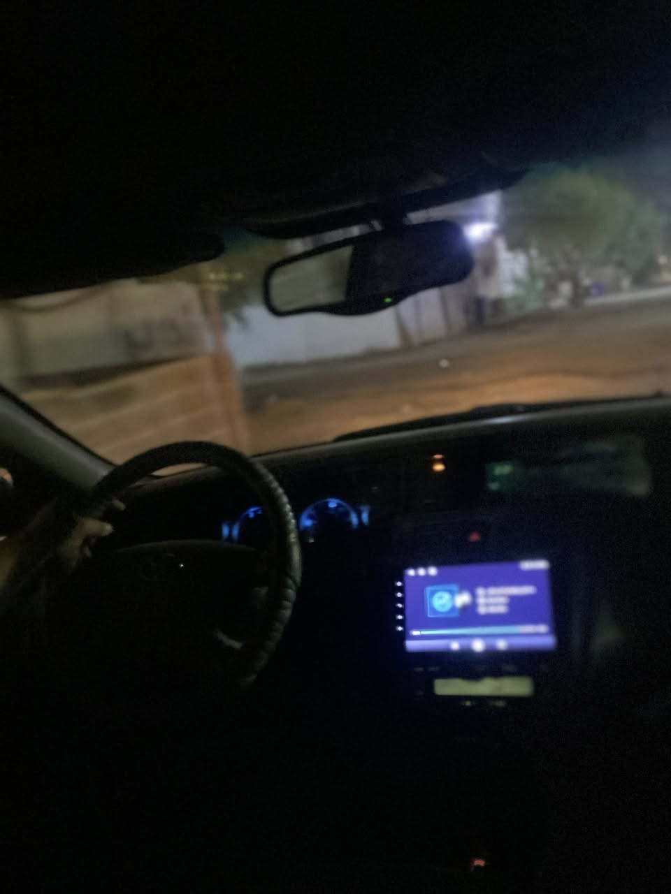 افلون للبيع 2001 وارد امريكي (3000) 6 سلندر للاستفسار ‭.   ٠٧٧٦ ٥٦٧ ٦٥٧٩‬
