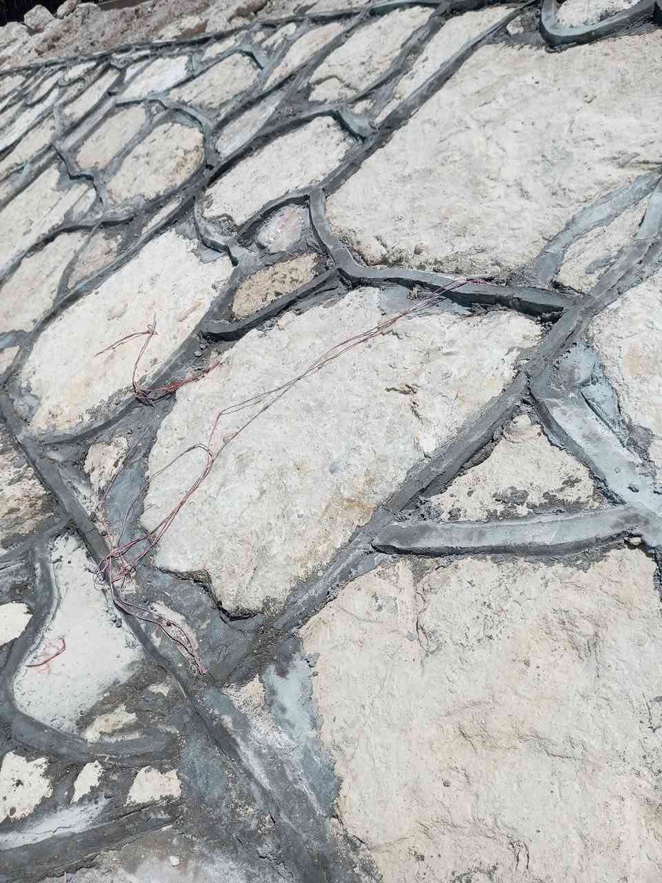 تشتغل جميع التصاميم الحجريه كرسته وعمل حكومي اهلي شغل درجه اولى ***********
