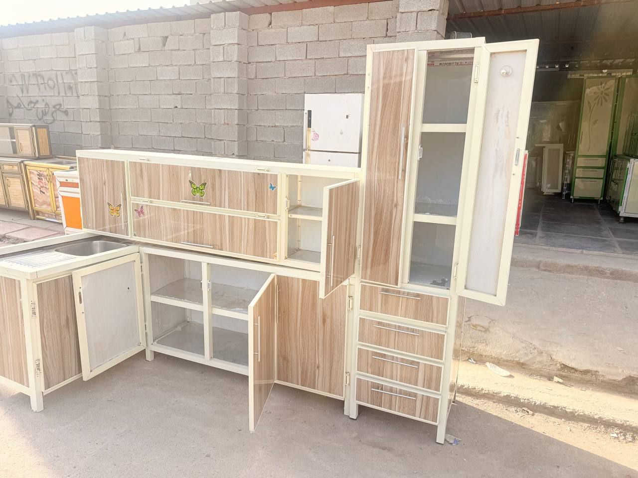 كاونتر ٤ قطع مستخدم 

دنكة
 ارضي متر ونص 
سنك متر ونص 
ملحق مترين 

نضيف اخو الجديد 

توصيل بغداد مجانا
طراف حسب المنطقة بكروة


**إذا كنت صاحب هذا الإعلان وتريد حذفه لأي سبب، رجاءا أرسل رسالة إلى الدعم الفني**